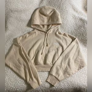 Levi’s cropped hoodie